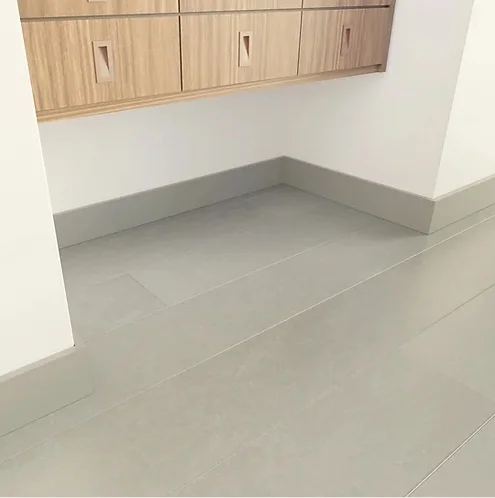 Плинтус NMC Wallstyl FD2S (110х15х2000 мм) в Тольятти