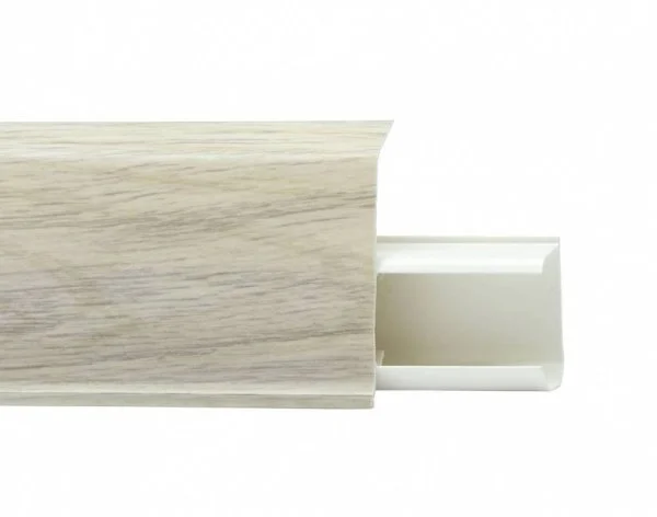 Пластиковый плинтус Royce №526 Дуб Орегон (55х23х2200мм) в Тольятти