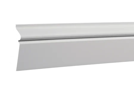 Плинтус Европласт 1.53.107 (80х22х2000 мм) в Тольятти