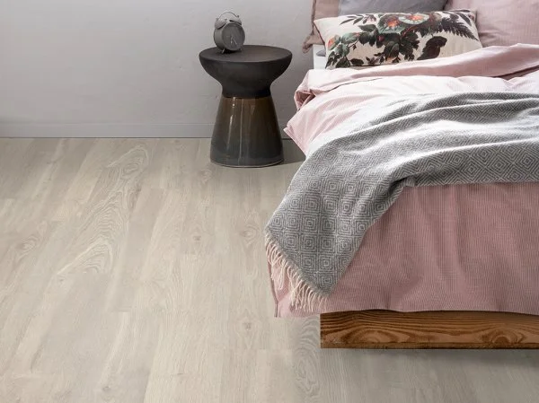 Ламинат Egger PRO 8/33 Дуб Кортон белый EPL051 в Тольятти