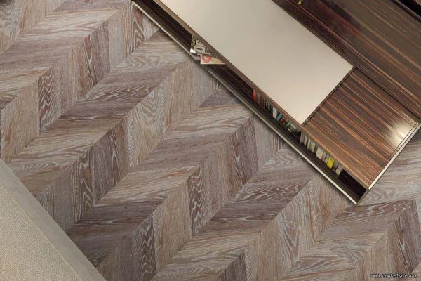 Пробковое покрытие CorkStyle Chevron Brown (1235*305*6 мм) HC в Тольятти