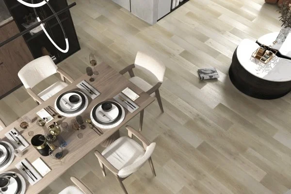 Кварц-виниловая плитка Refloor Fargo Comfort 1166-02 Дуб Спелый Миндаль (Градиент) в Тольятти