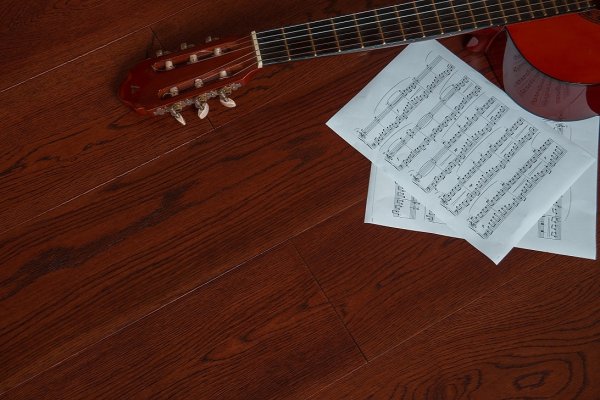 Массивная доска Аmber Wood Дуб шоколад браш лак 18*120*300-1800 мм в Тольятти